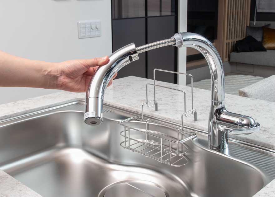 グースネックシャワー水栓