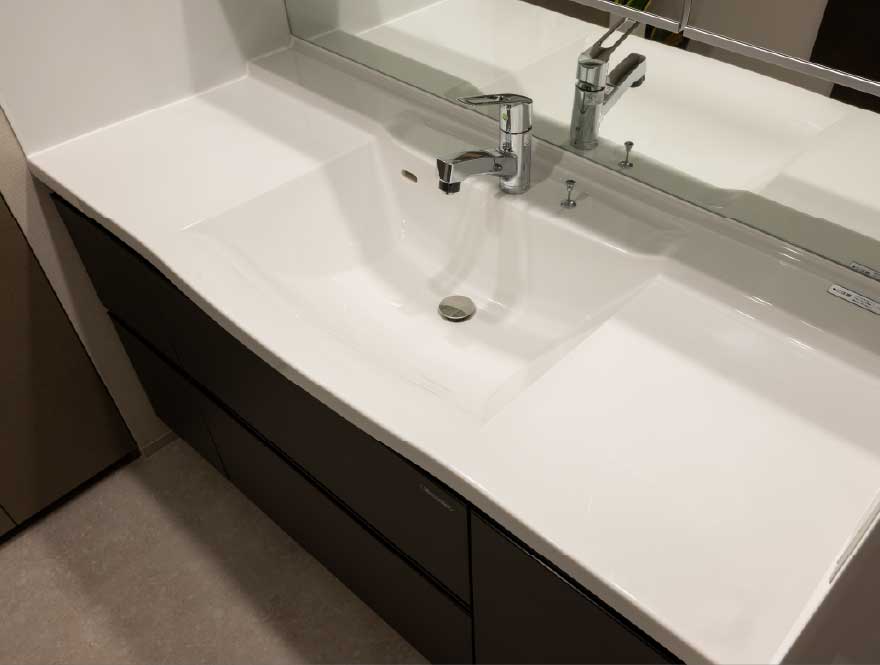 偏心ボウルでゆとりの作業スペースを確保