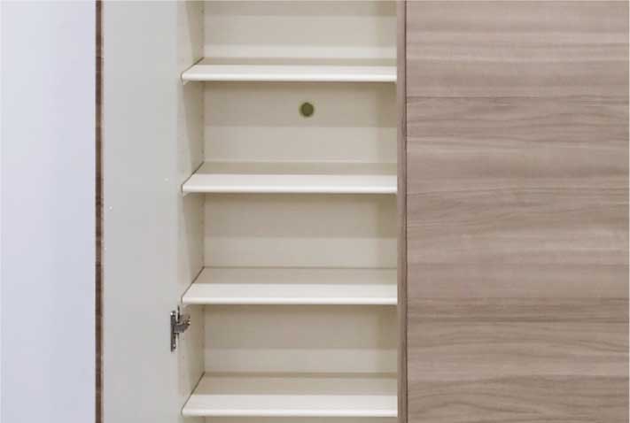 可動棚で収納効率アップ