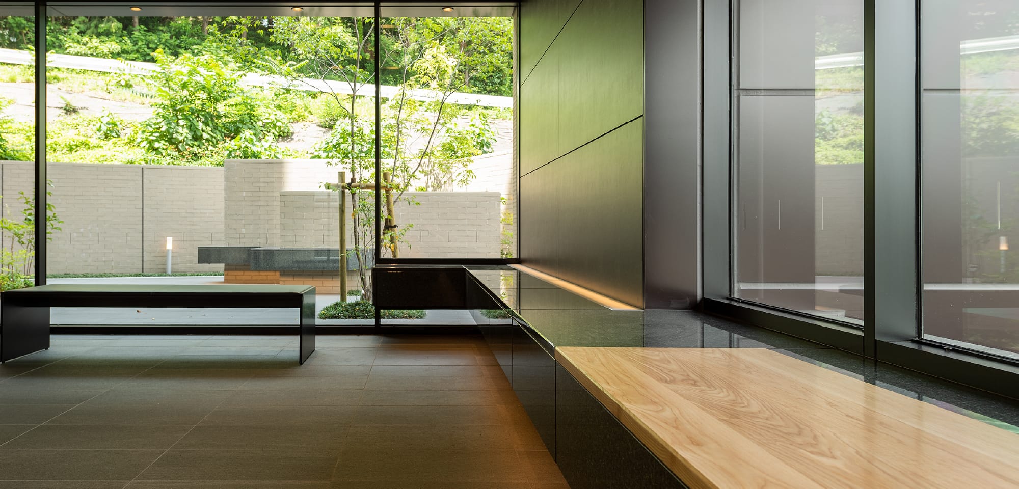 サーパス鴨江フォレストゲート